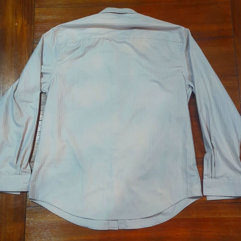 Kenneth Cole Reaction button up - Picture 4 of 4